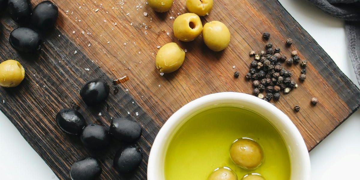 Guida al riconoscimento delle proprietà nutraceutiche dell’olio extravergine di qualità