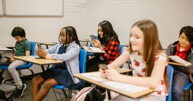 L'era dei nativi digitali: strategie per un approccio consapevole alla tecnologia nei minori 5